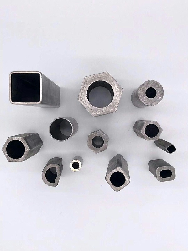 无缝钢管延伸赋能，异型钢管选择要点与多元用途解析