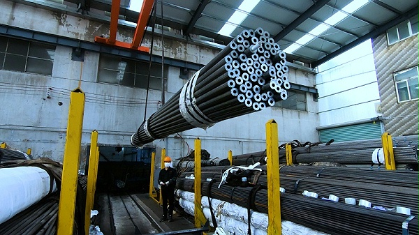 输送流体优选无缝钢管，安全高效更具优势